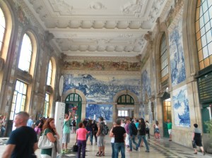 A Porto anche la stazione ha gli azuleios